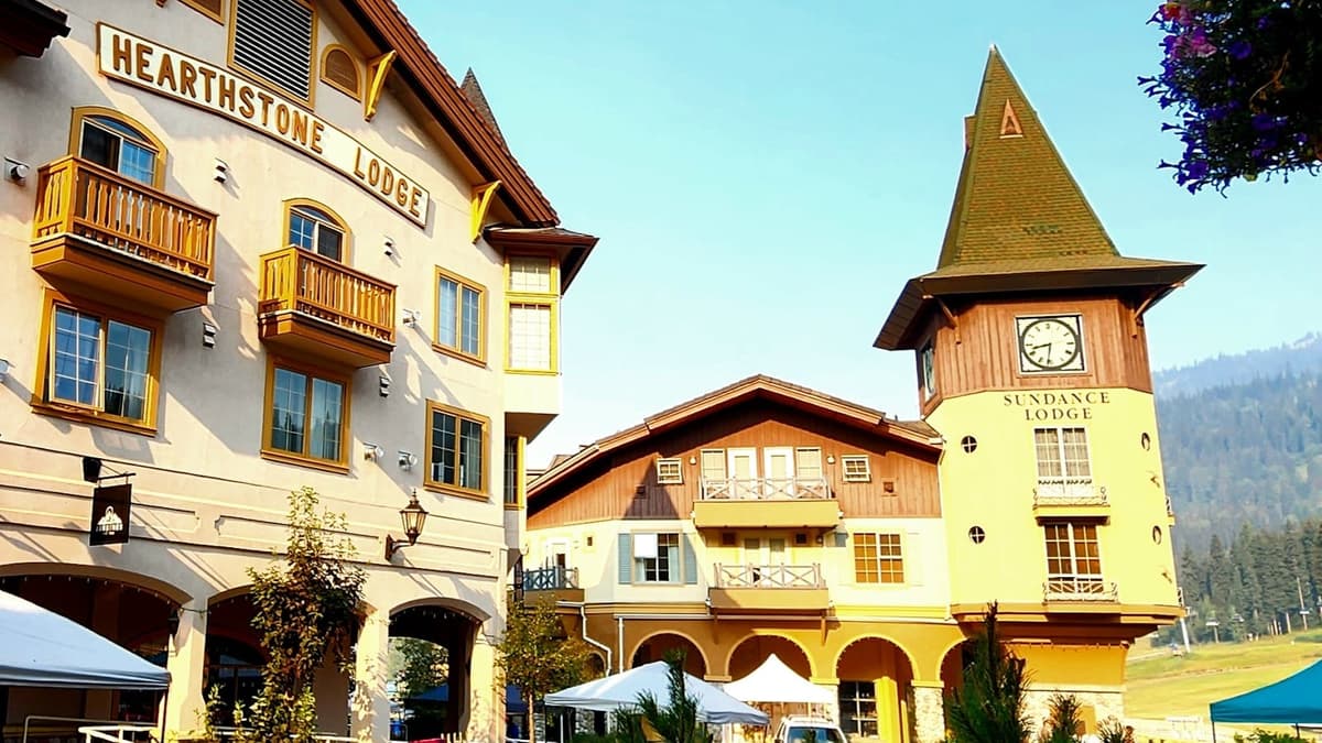Sun Peaks, Interno della Columbia Britannica