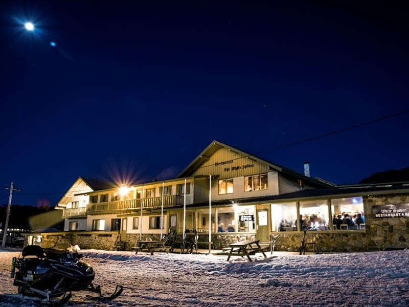 Eiger Chalet & White Spider Restaurant & Bar