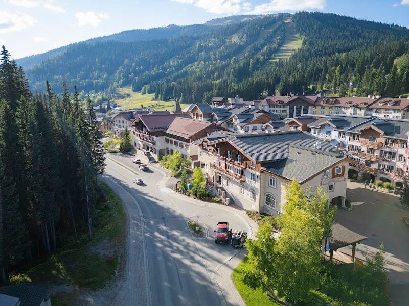 Sun Peaks Lodge